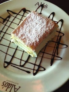 Aldo's Ristorante, Napoleon dessert