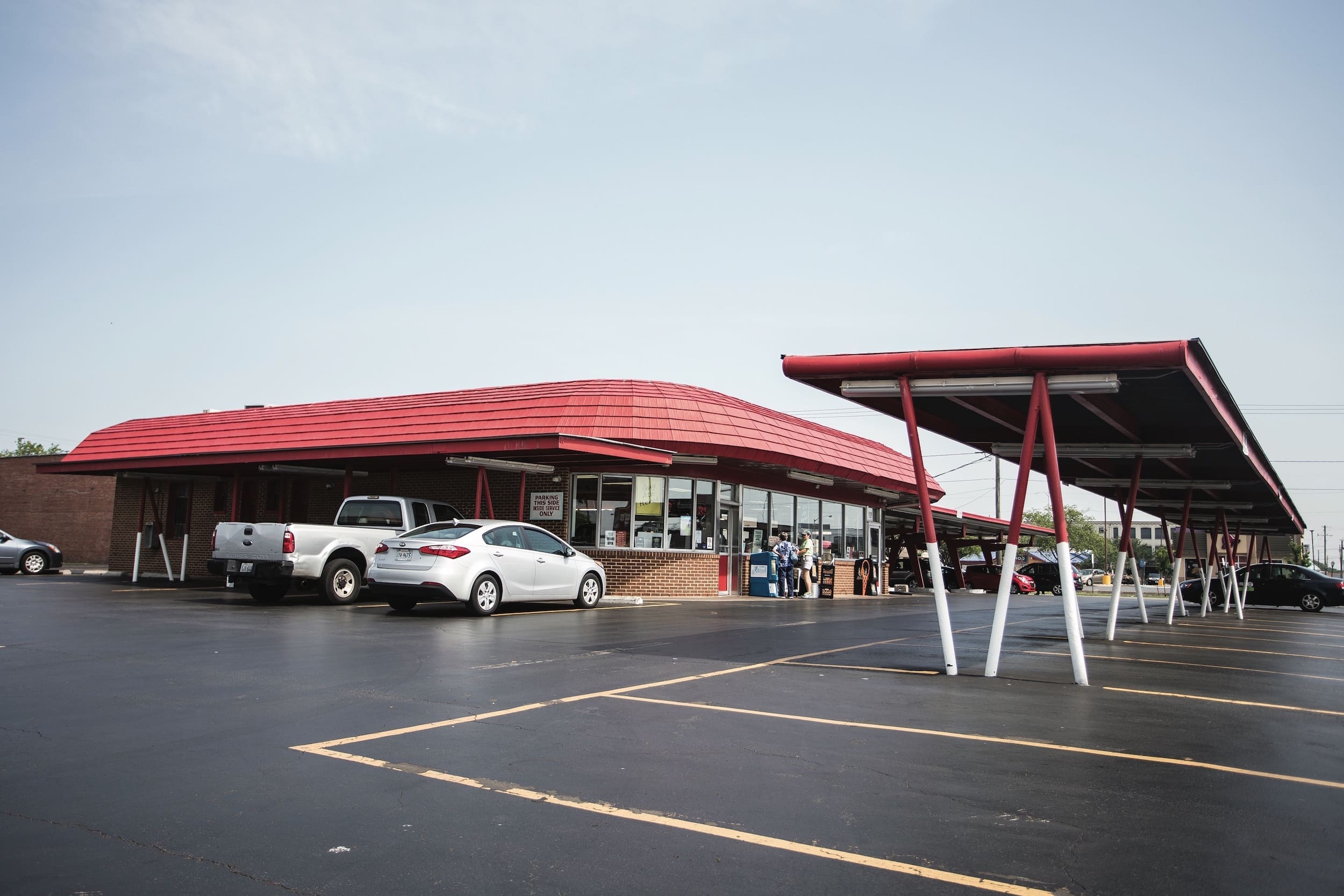 Dourmar's Norfolk, family owned restaurant