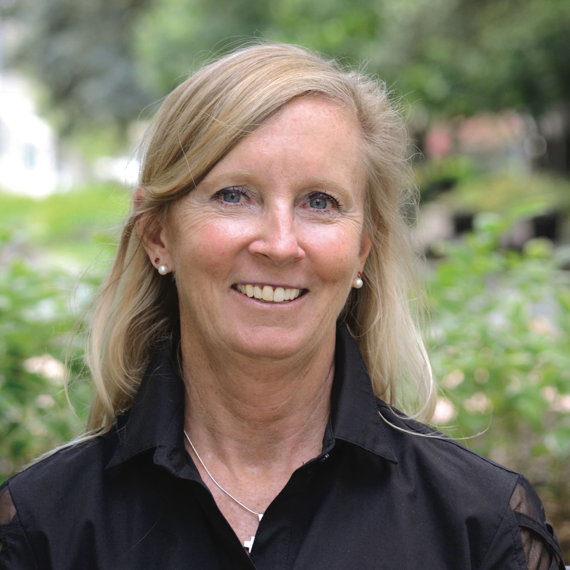 Donna Phaneuf, Leading Ladies